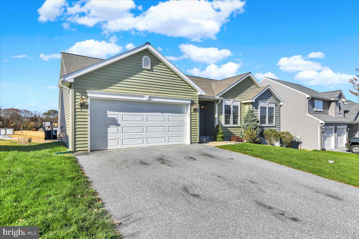 11 Clover Dr Property Photo 2