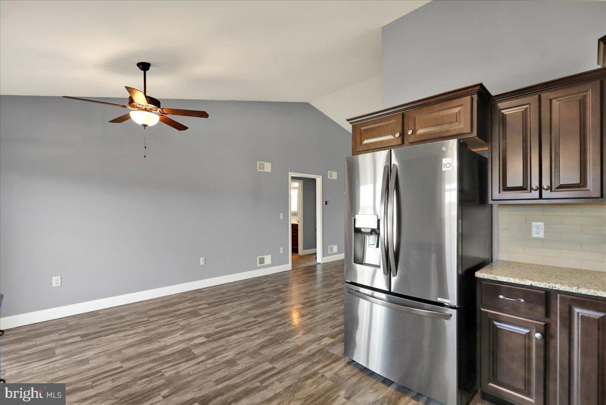 11 Clover Dr Property Photo 11