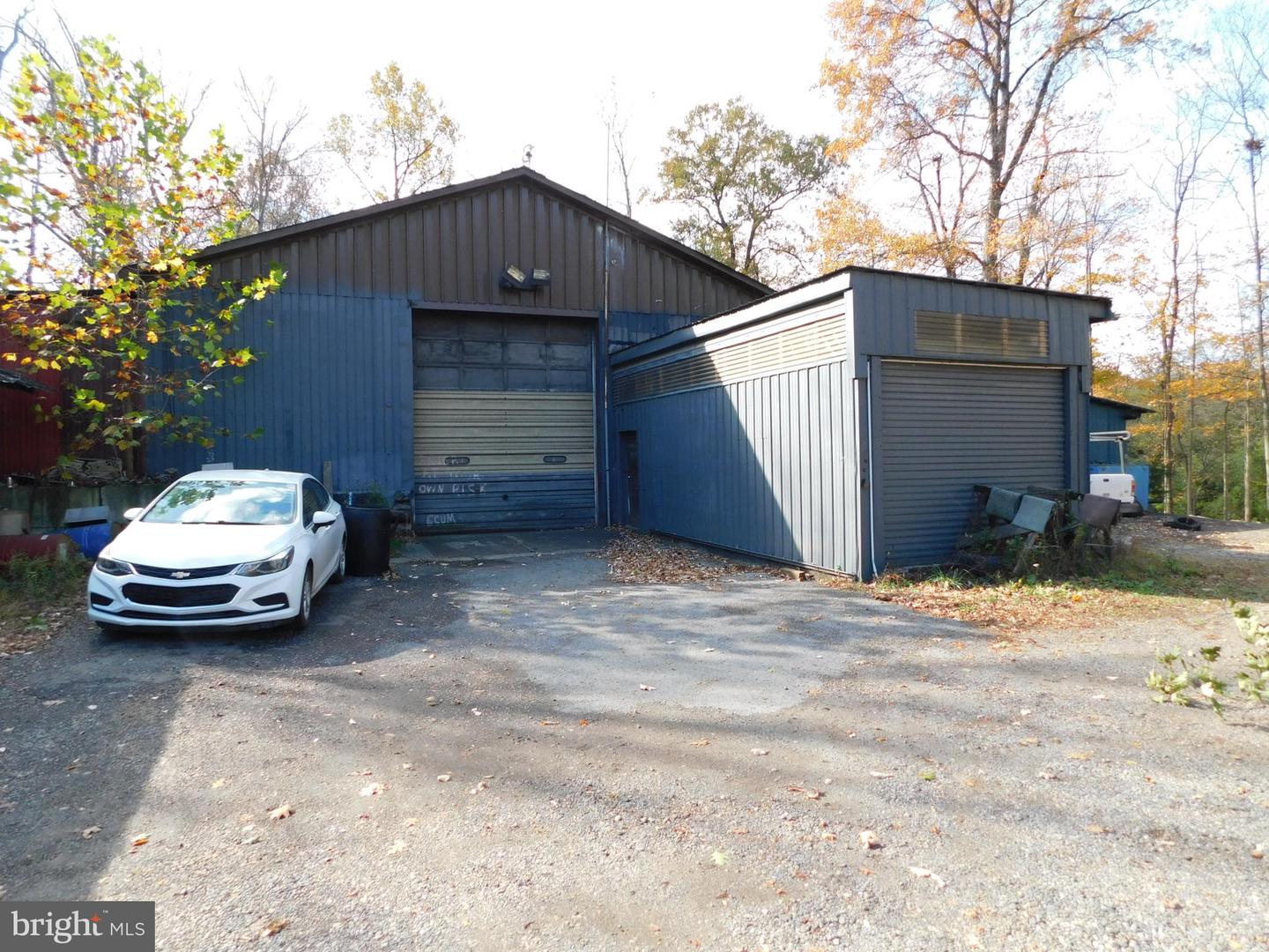 720 Hall Ave Property Photo 1