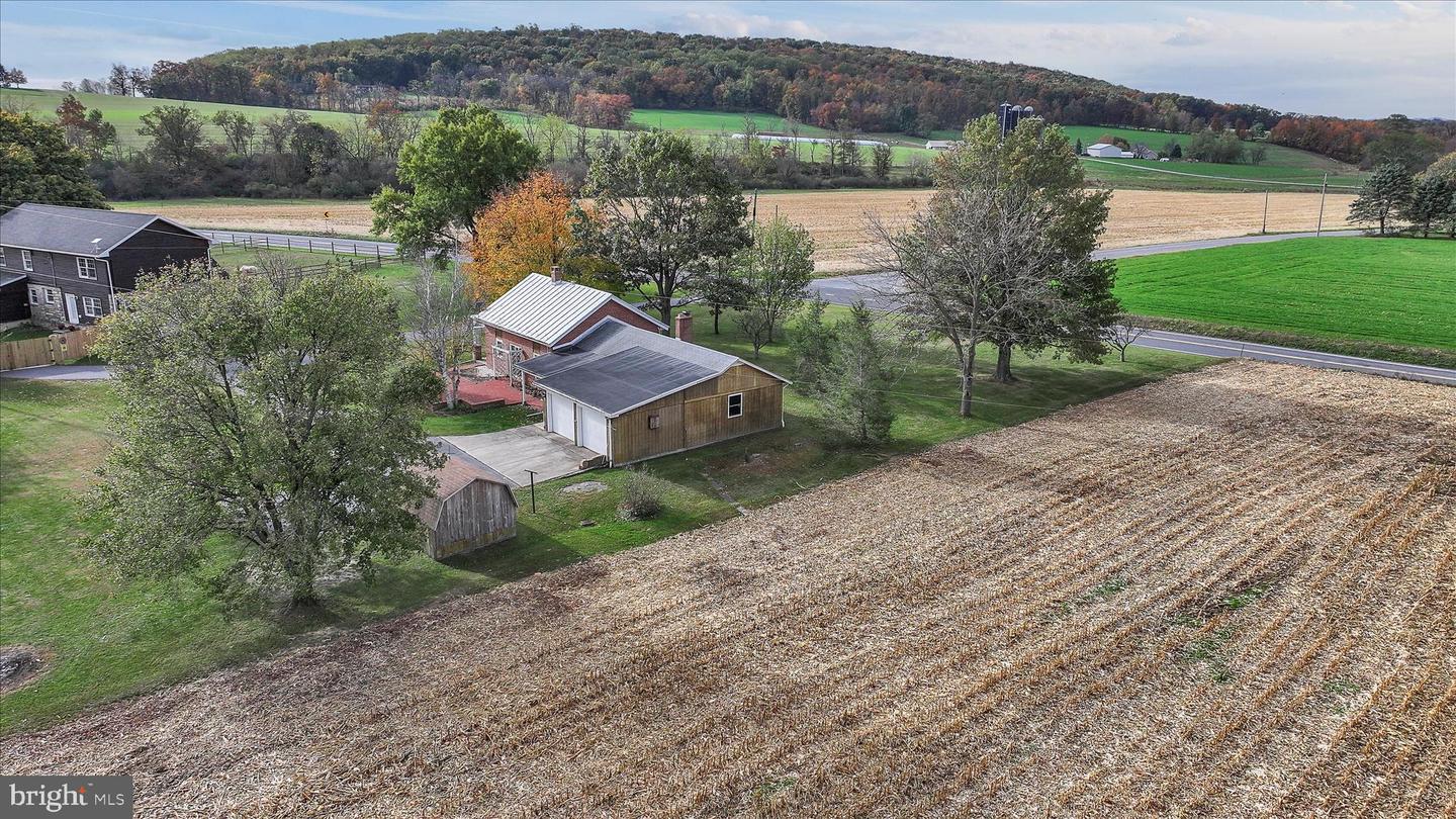 9001 Lancaster Ave Property Photo 1