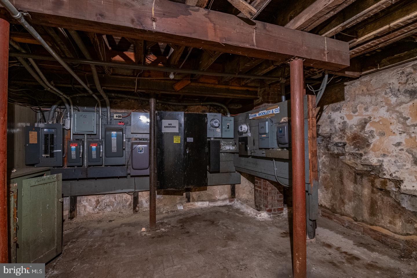527 Franklin St Property Photo 50