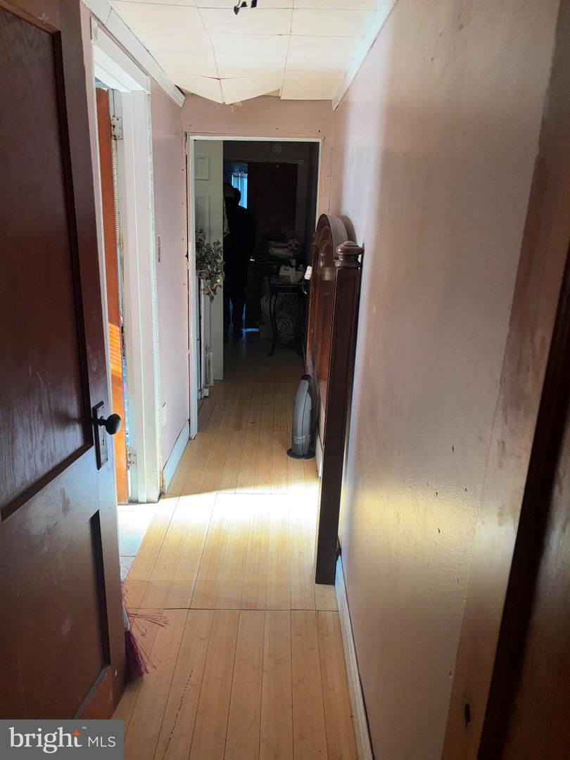 1347 Mulberry St Property Photo 4