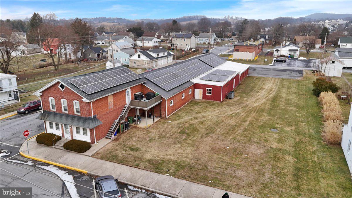 345 N Main St Property Photo 1