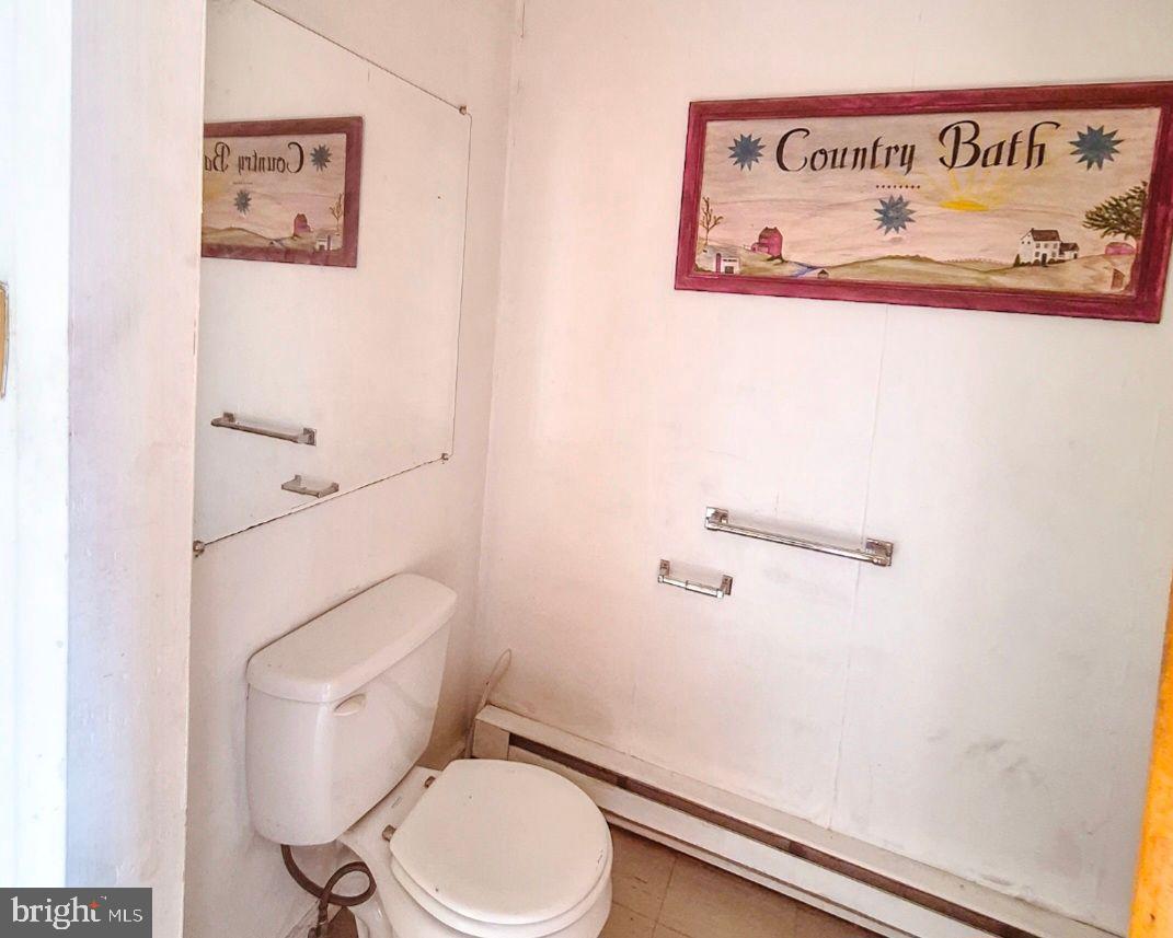 1262 Buttonwood St Property Photo 20