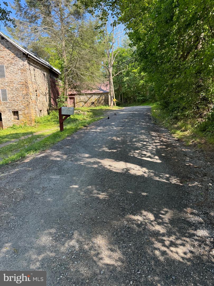 142 Township Rd Property Photo 3