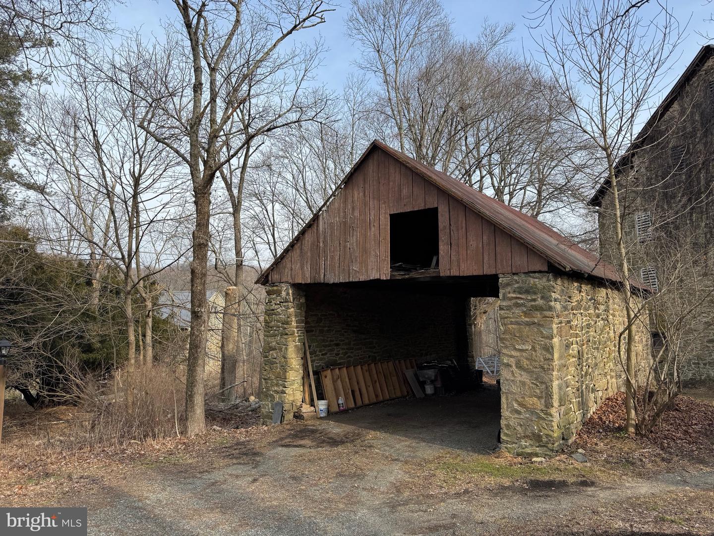 142 Township Rd Property Photo 8