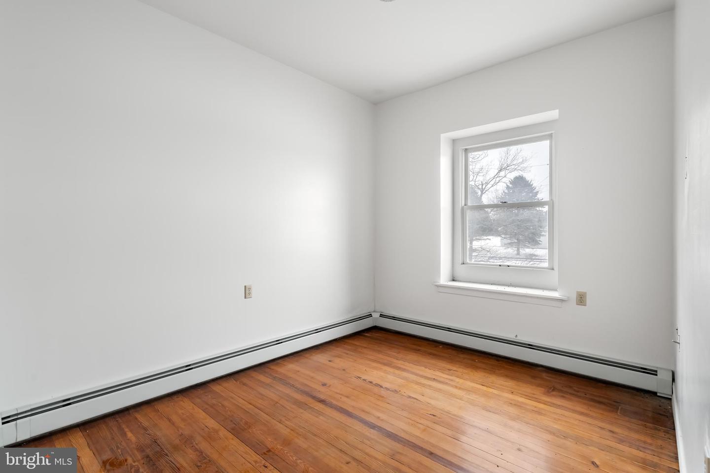 384 Evansville Rd Property Photo 38