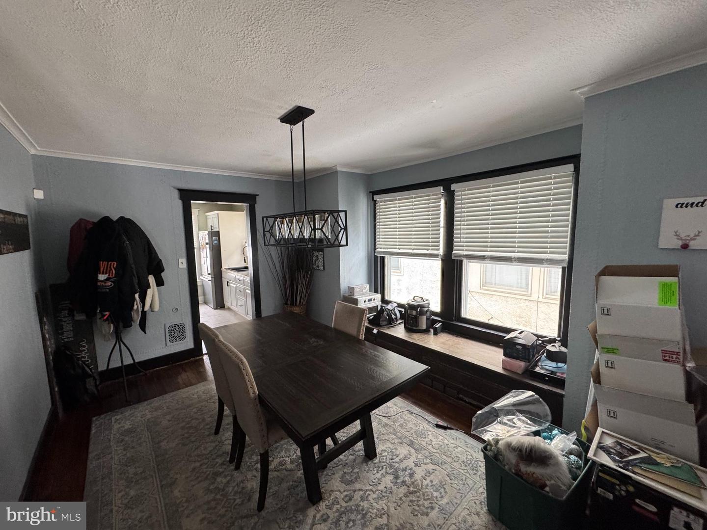 405 Carsonia Ave Property Photo 7