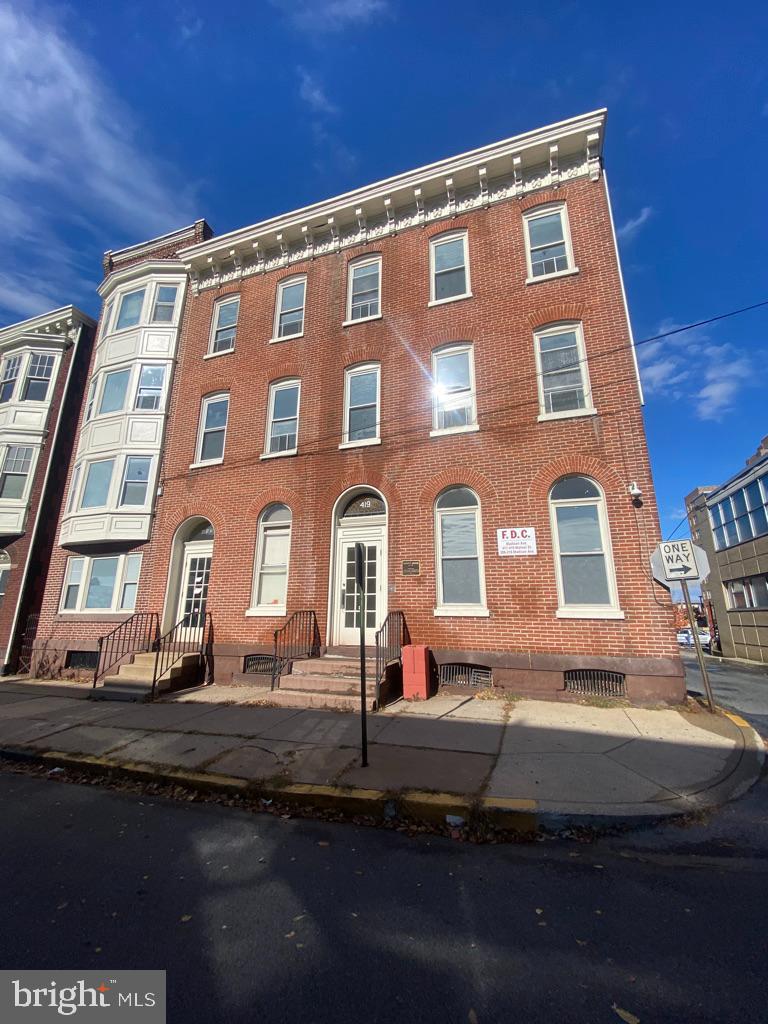 417 Walnut St Property Photo 2