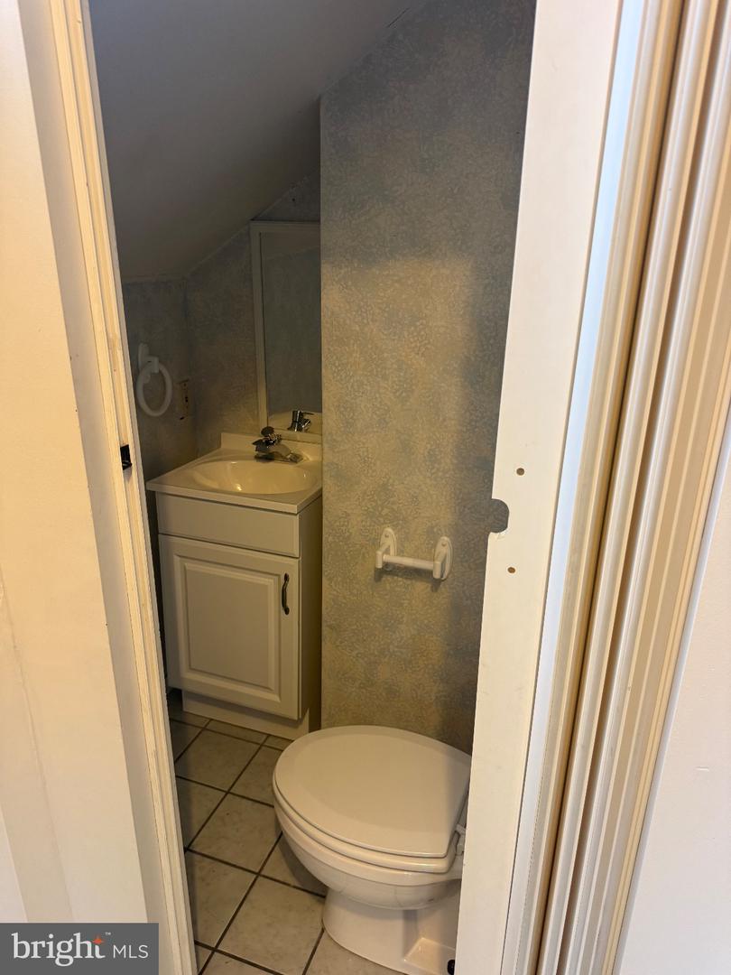 24 N 3rd St #e Property Photo 19