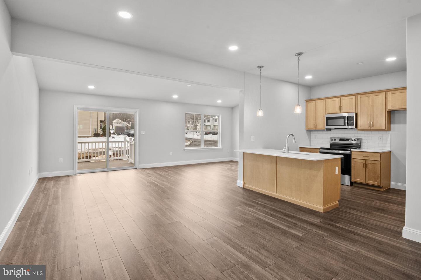 225 Lucille Way #lot 26 Property Photo 3