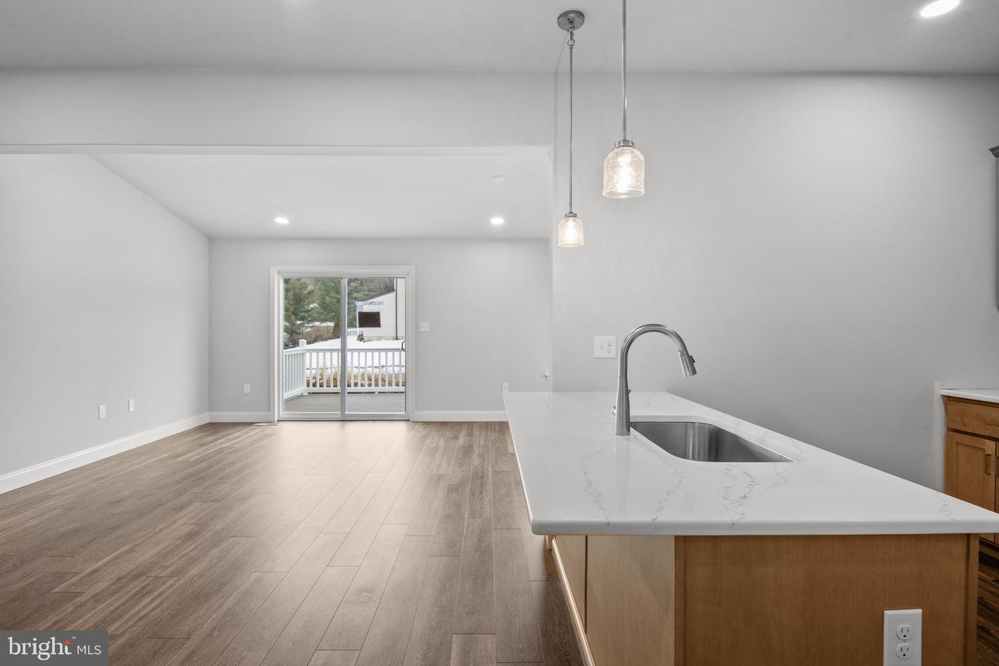 225 Lucille Way #lot 26 Property Photo 5