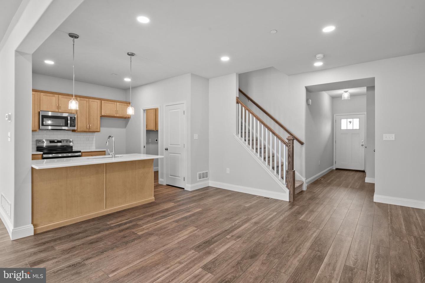 225 Lucille Way #lot 26 Property Photo 6