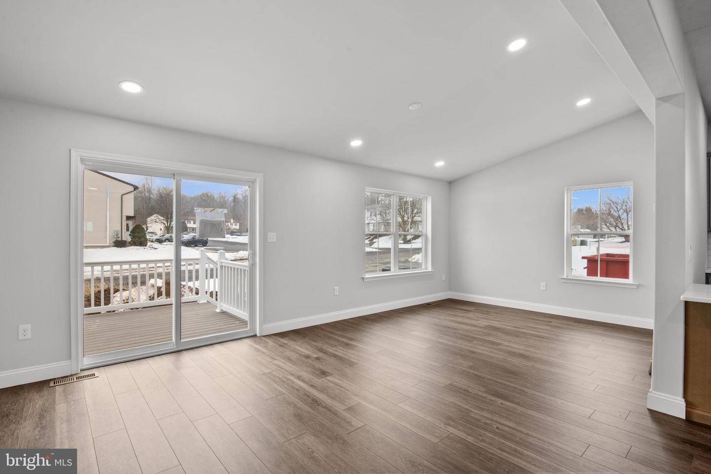 225 Lucille Way #lot 26 Property Photo 8