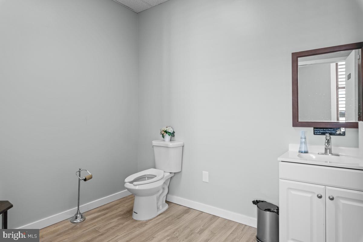 525 Penn St Property Photo 27