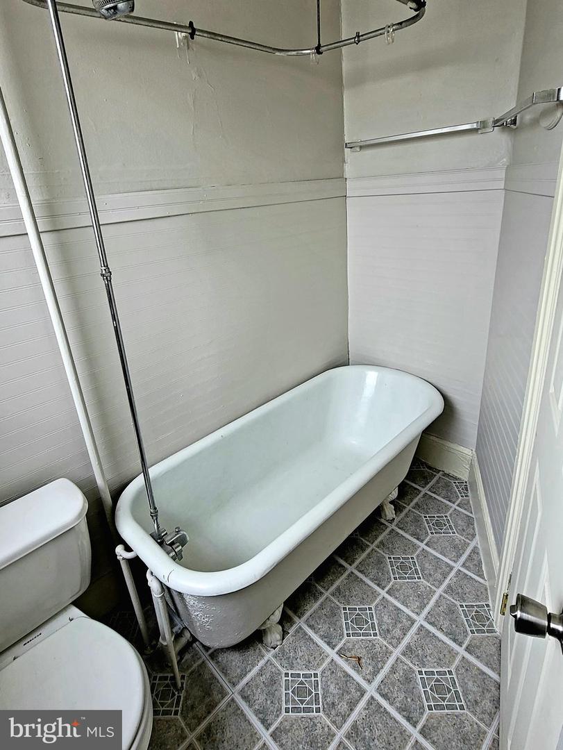 19 S 11th St #3 Property Photo 15