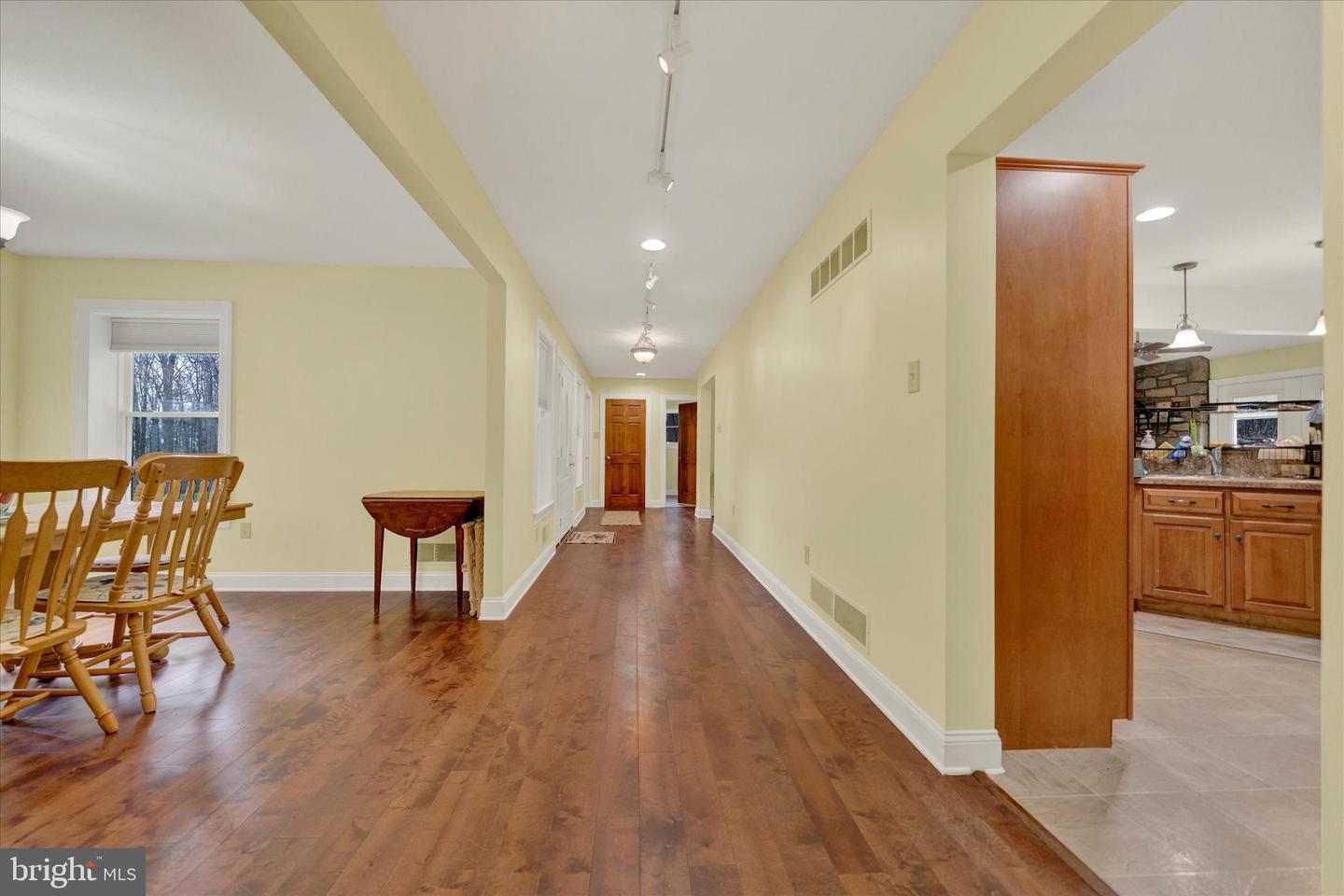 181 Fort Rd Property Photo 10