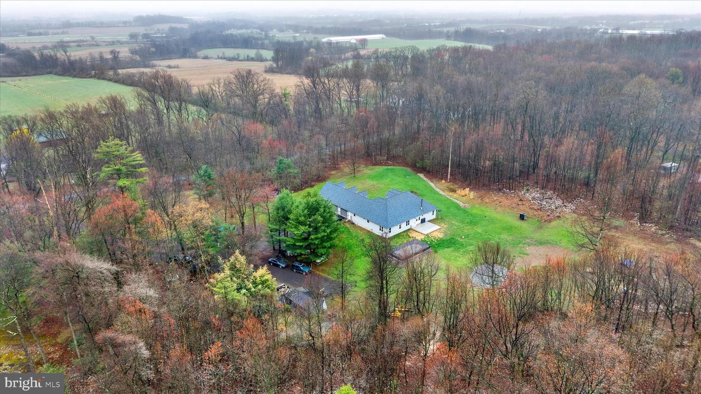 181 Fort Rd Property Photo 37