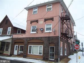 217 E 1st St #1st Floor Property Photo 1
