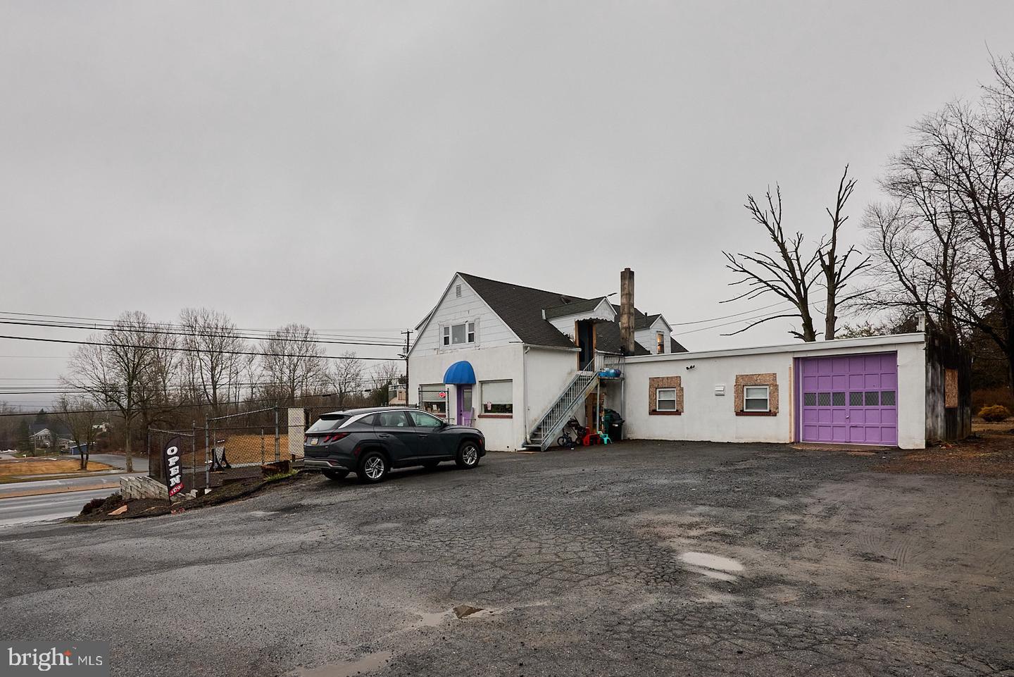 6631 Perkiomen Ave Property Photo 3