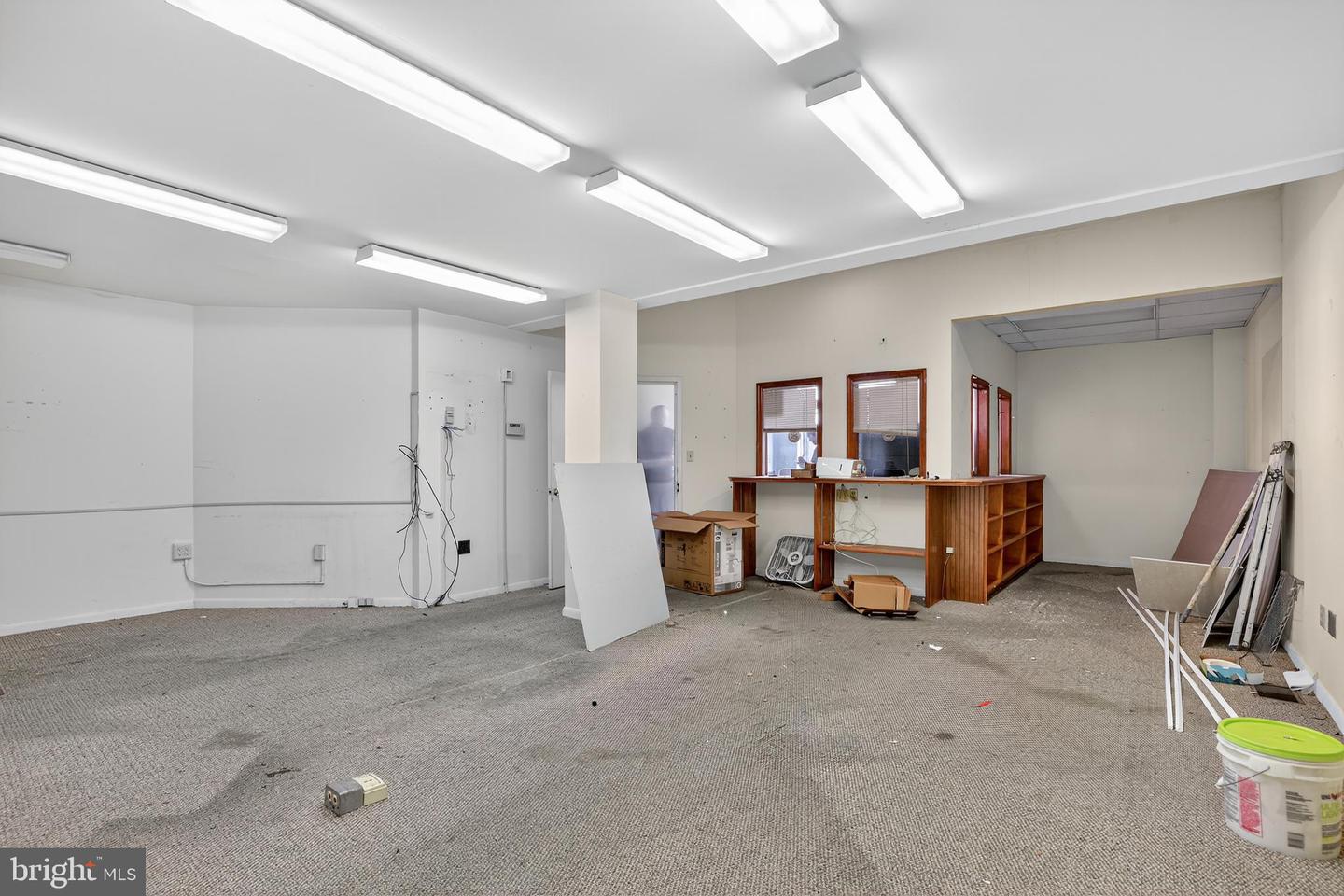 1259 N 10th St Property Photo 8