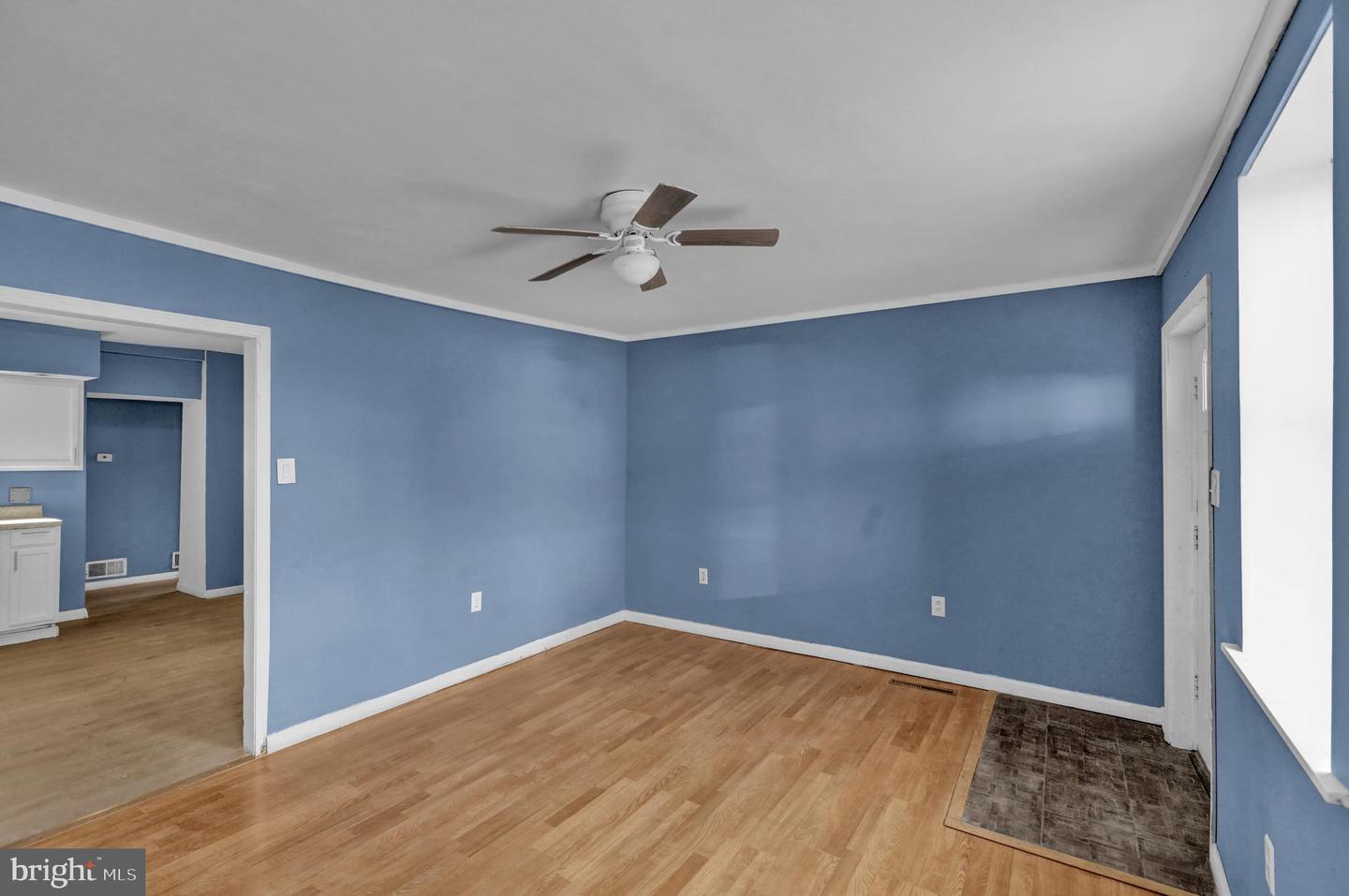 70 N Centre Avenue Property Photo 14
