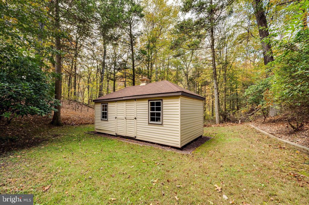 199 Deer Hill Rd Property Photo 59