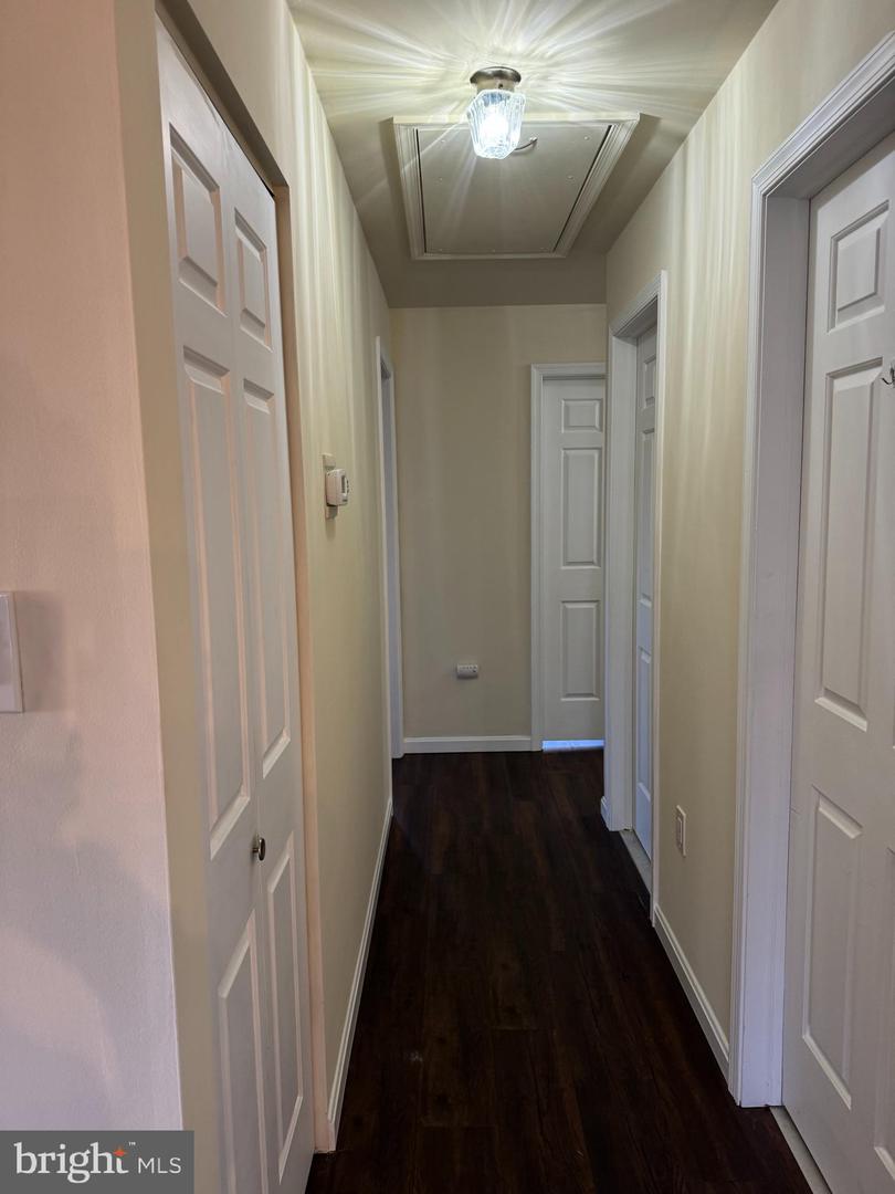 168 Valley Greene Cr #168 Property Photo 7