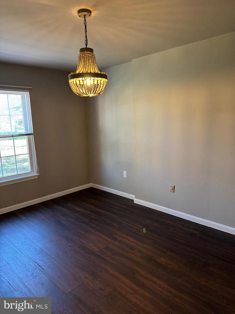 168 Valley Greene Cr #168 Property Photo 19