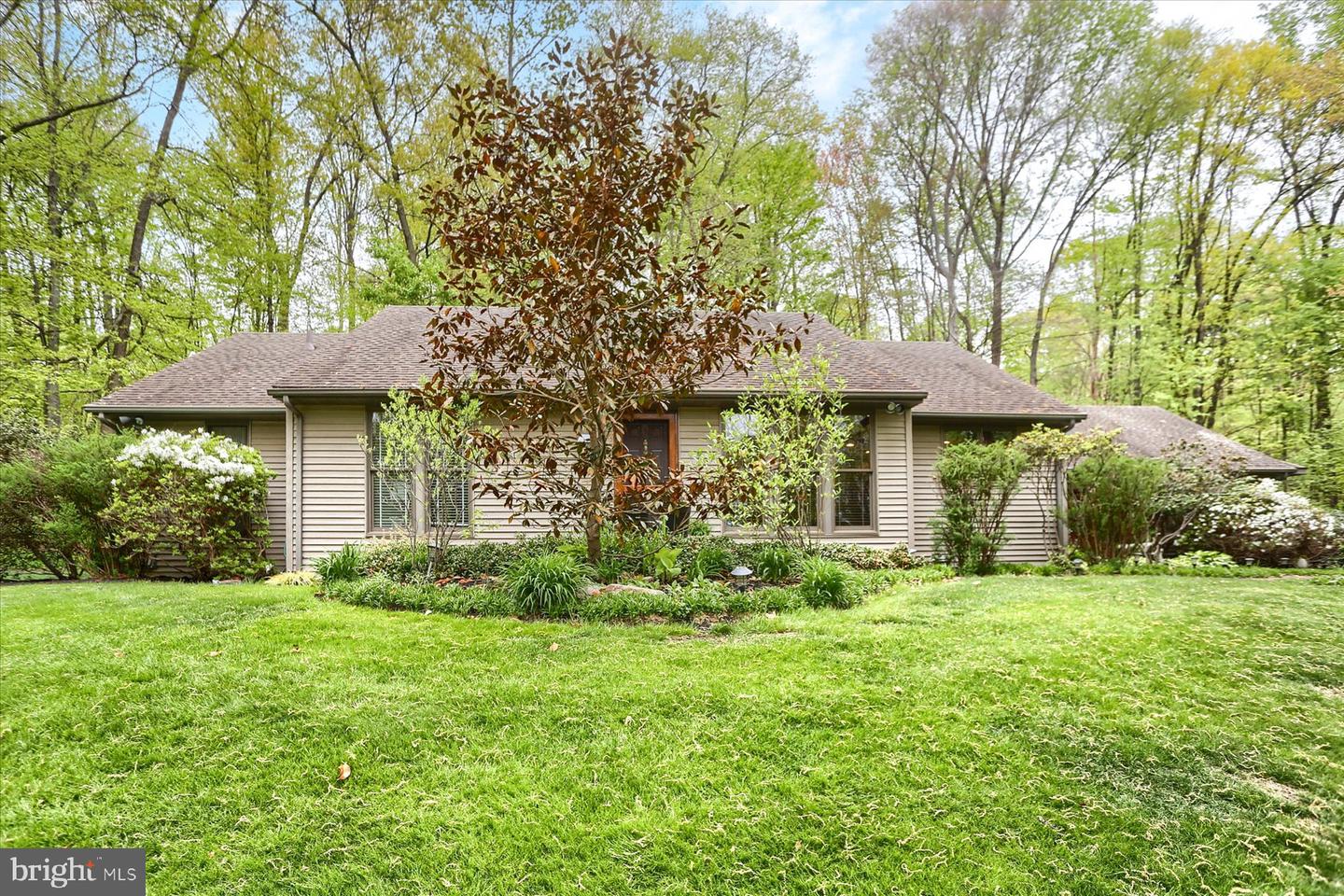 1575 Pine Grove Rd Property Photo 1