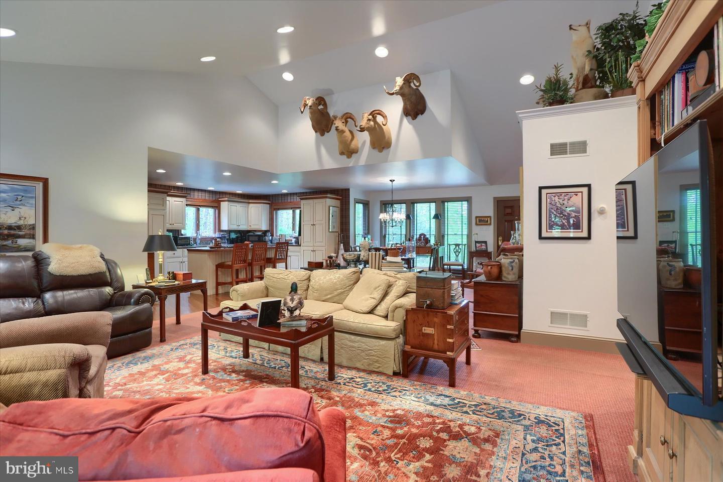 1575 Pine Grove Rd Property Photo 4