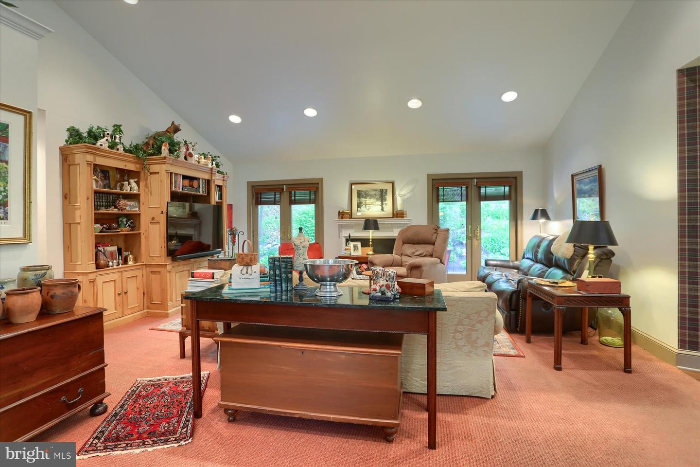 1575 Pine Grove Rd Property Photo 5