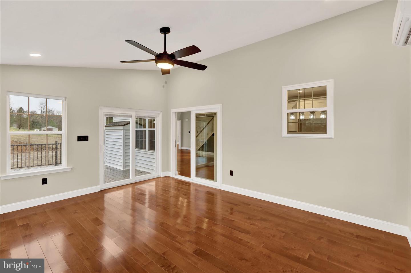 4214 Hill Terrace Drive Property Photo 20