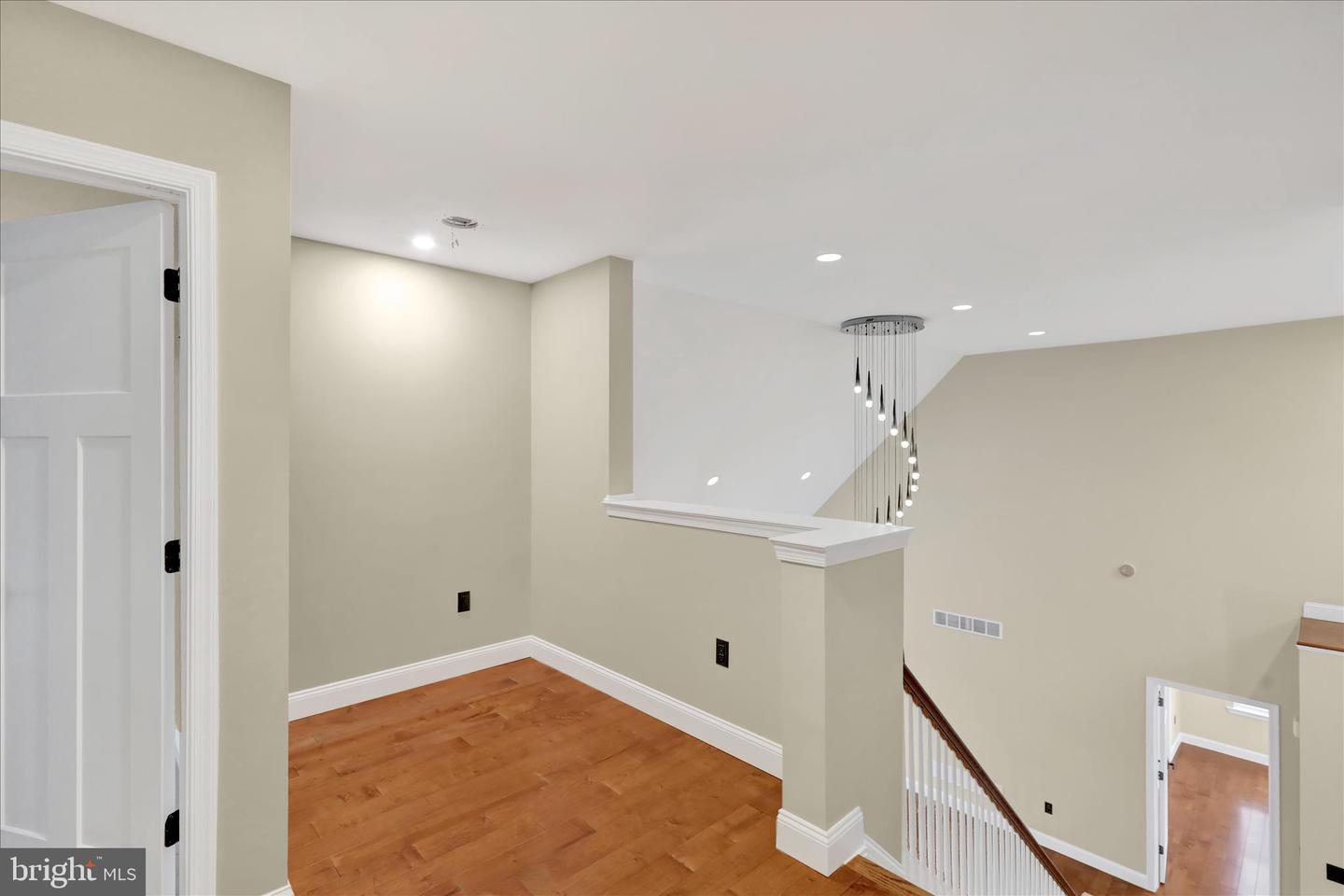 4214 Hill Terrace Drive Property Photo 28
