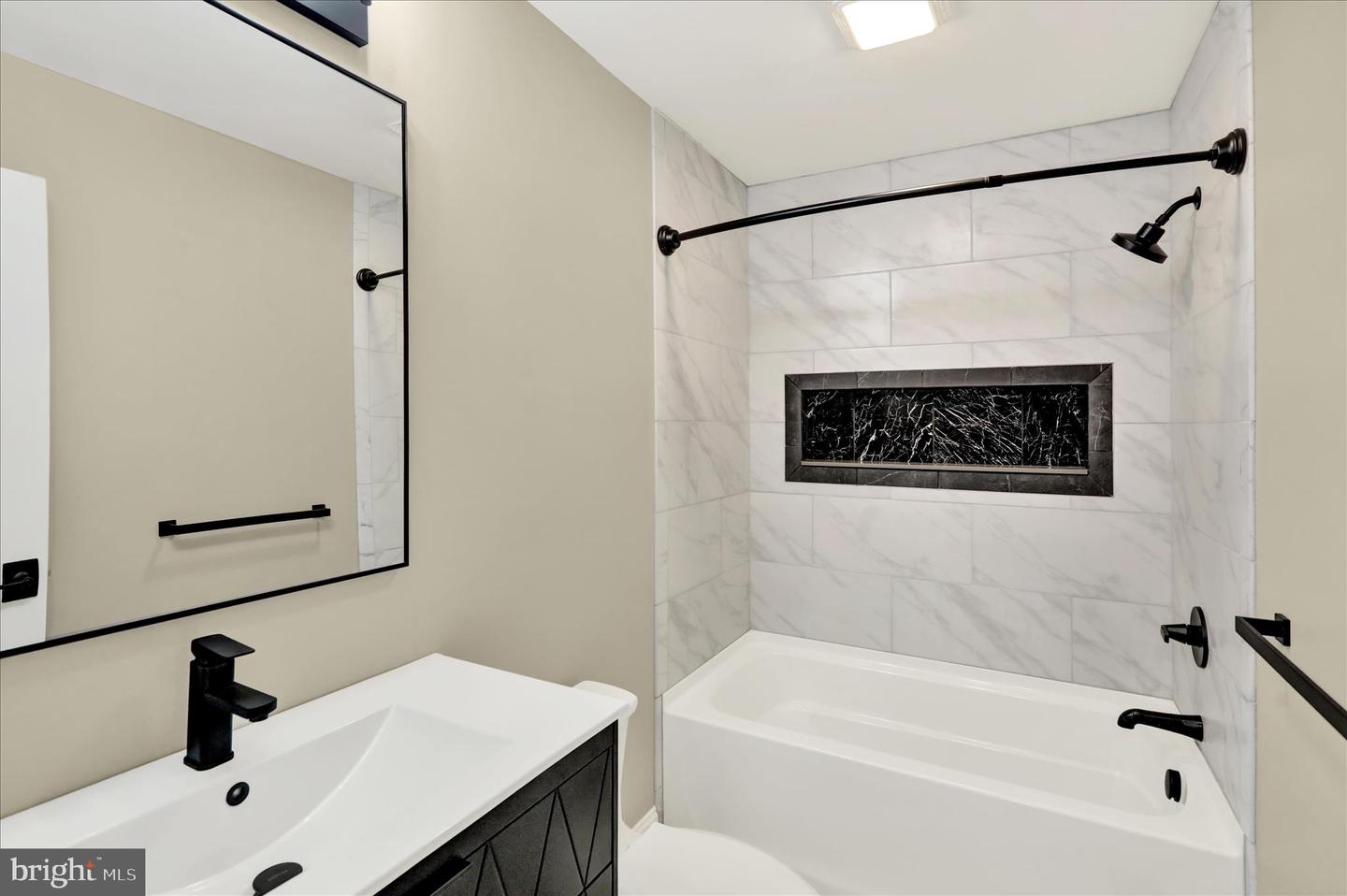 4214 Hill Terrace Drive Property Photo 39