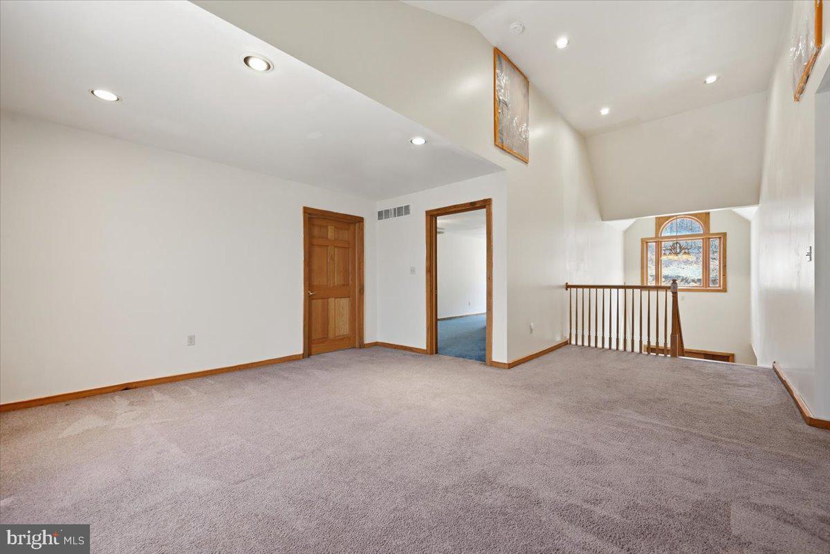 120 Benfield Rd Property Photo 14