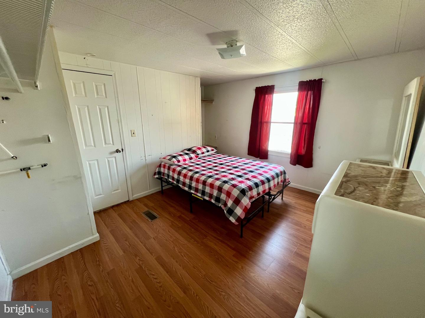 17 Bordic Rd Property Photo 9