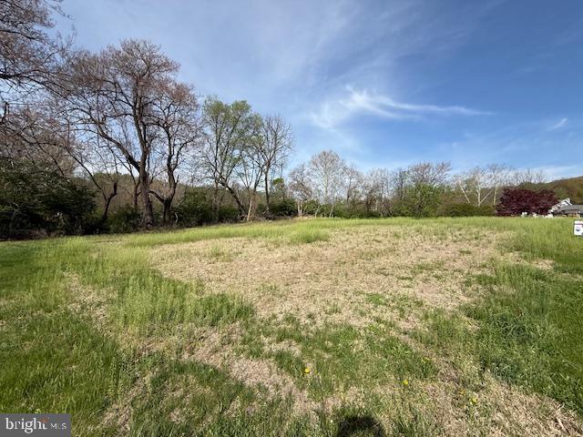 36 Hearthstone & Colin Ct. Property Photo 1