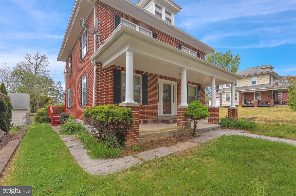 26 Bucks St Property Photo 3