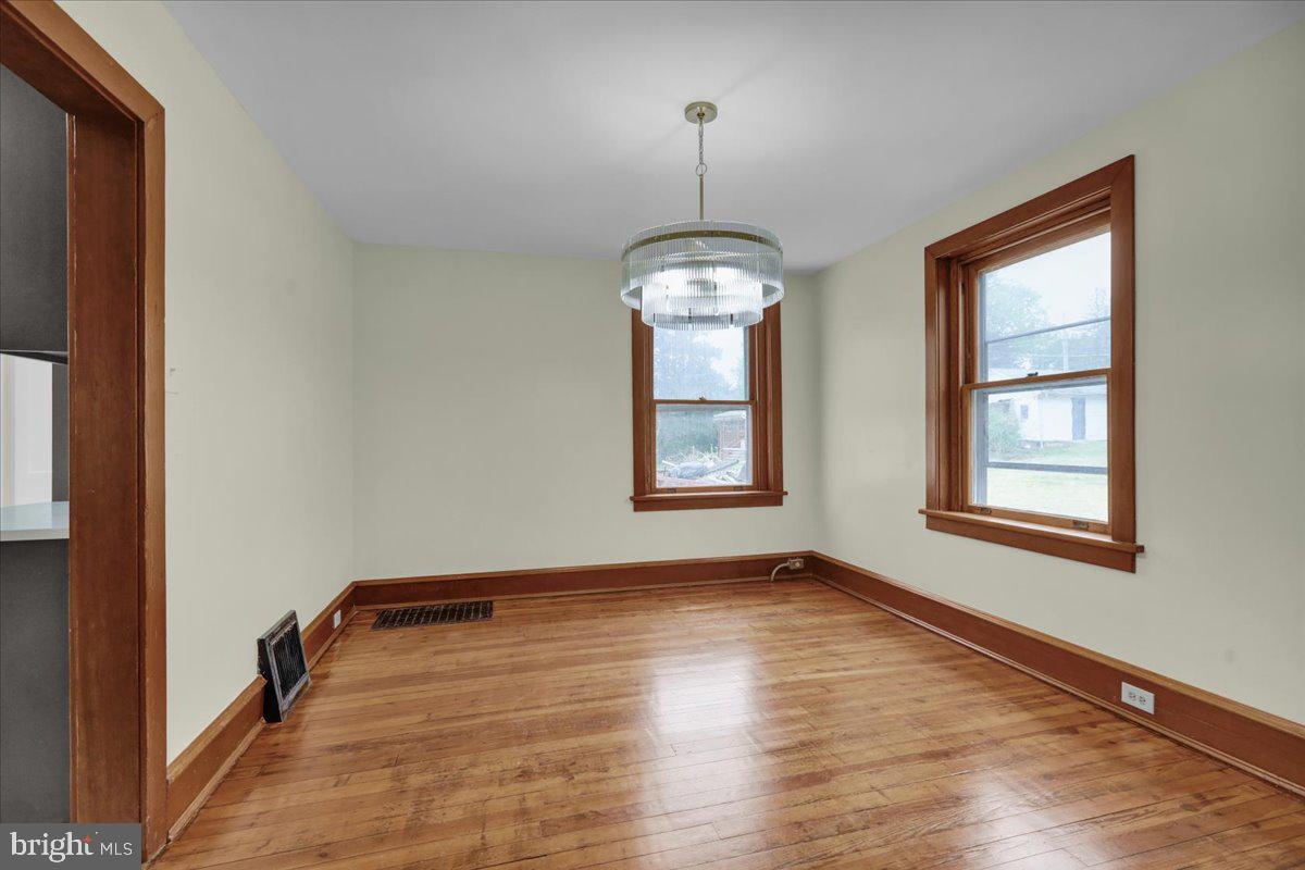 26 Bucks St Property Photo 13