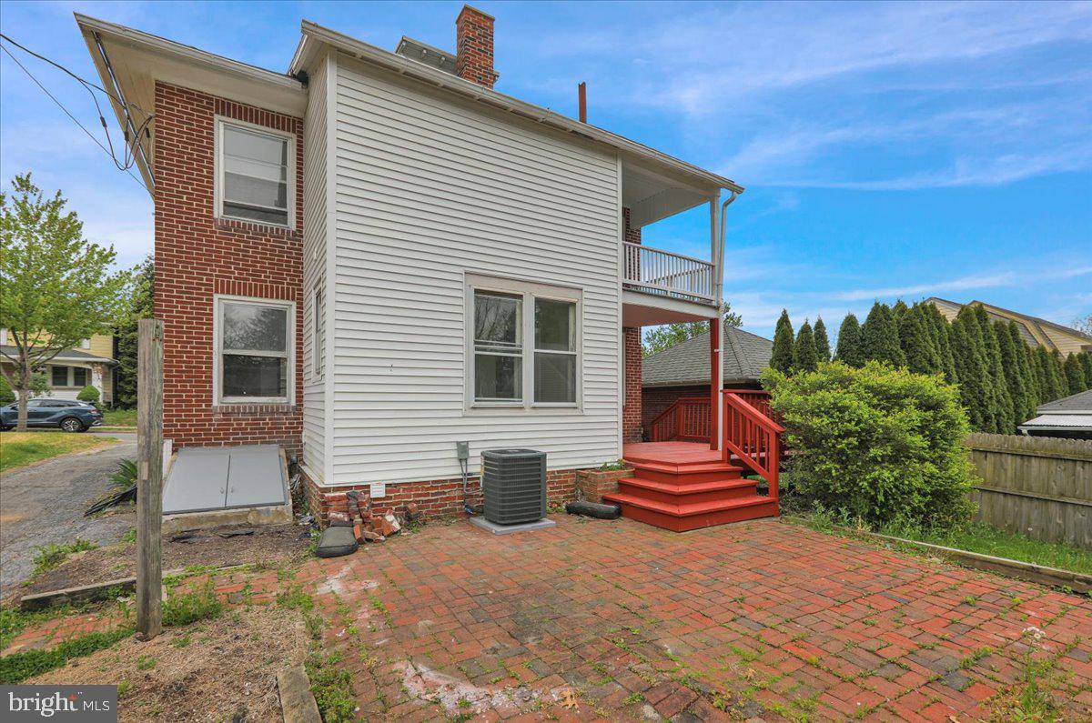 26 Bucks St Property Photo 37