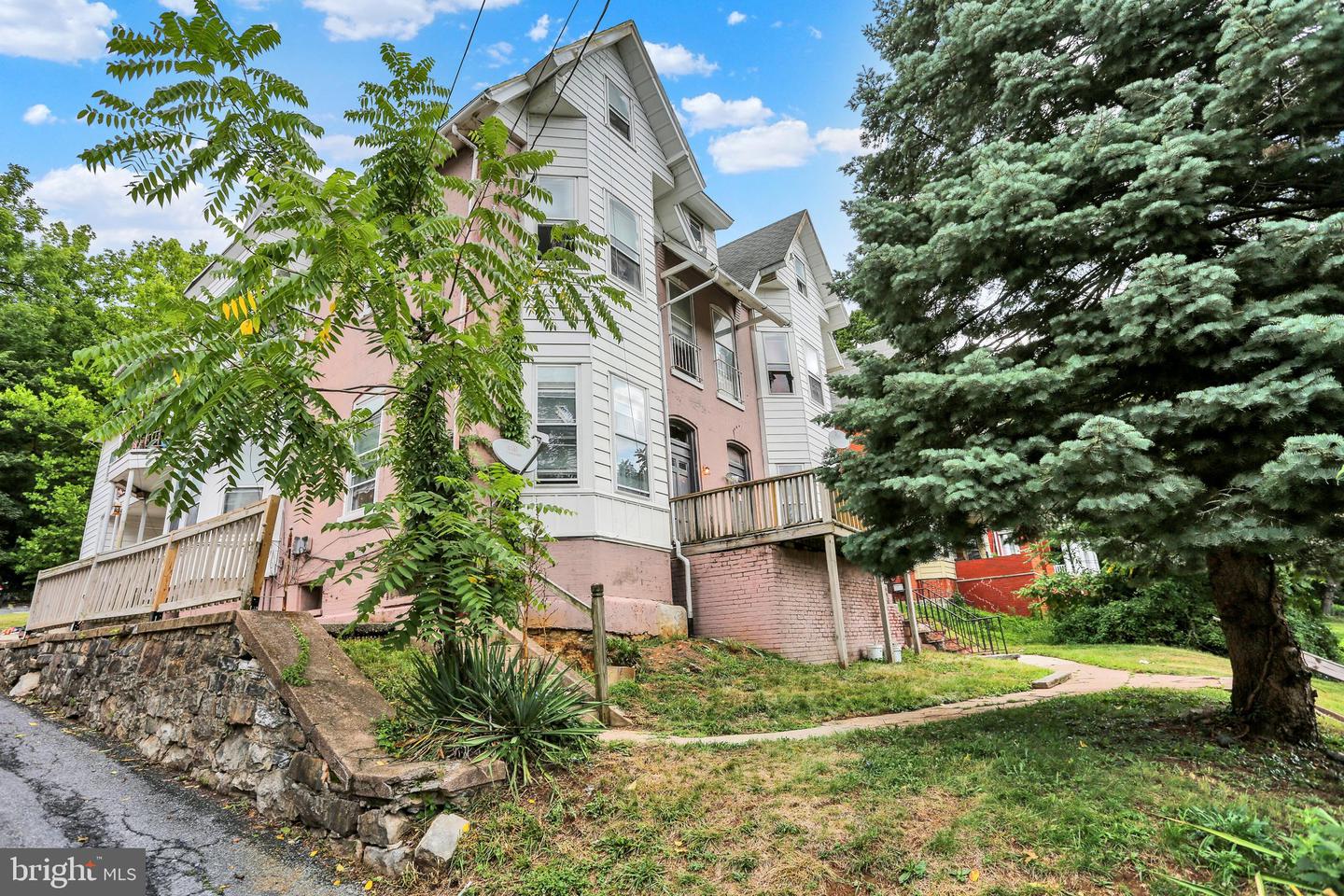 1601 Mineral Spring Rd Property Photo 14