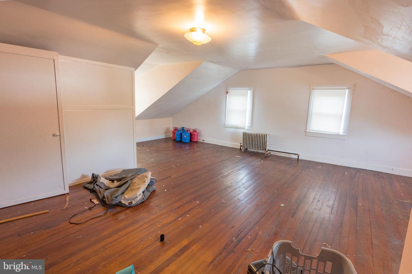 1020 Meade St Property Photo 24