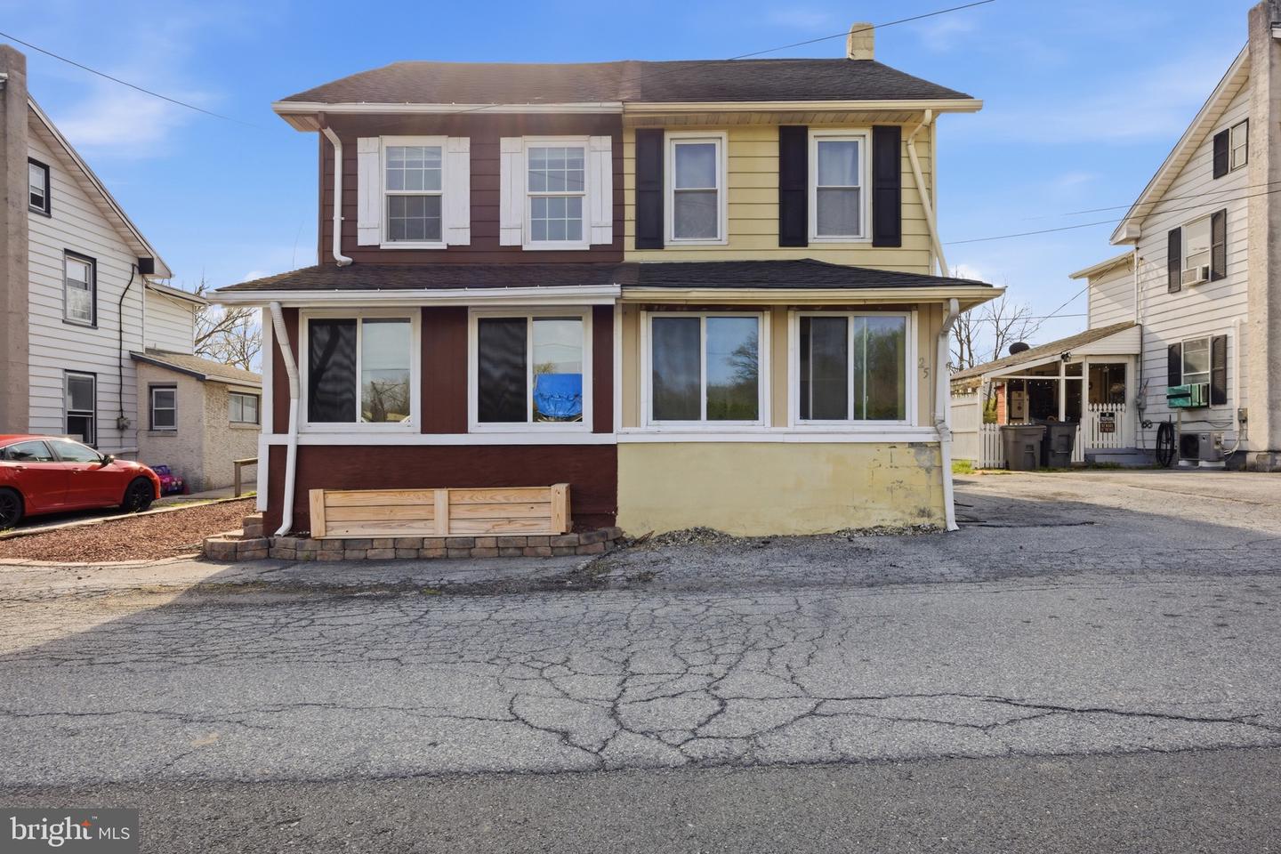 23 Seyfert Dr Property Photo 2