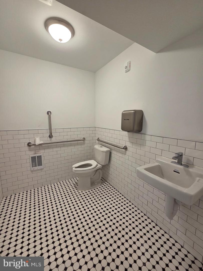 804 Franklin St #1st Flr Property Photo 10