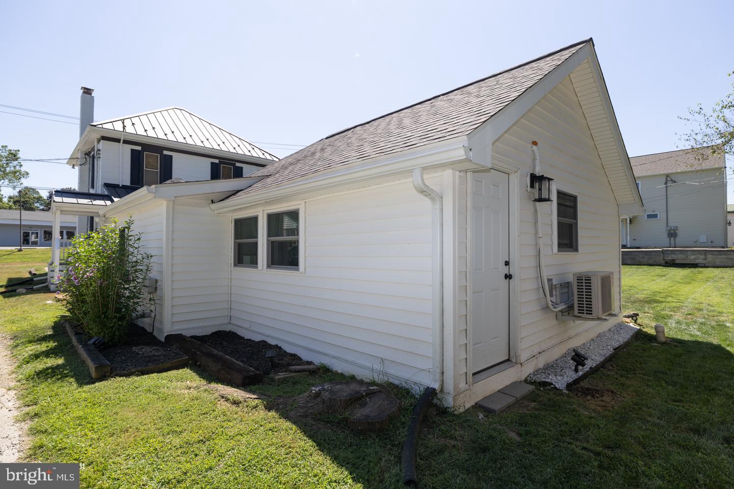 3511 Main St Property Photo 44