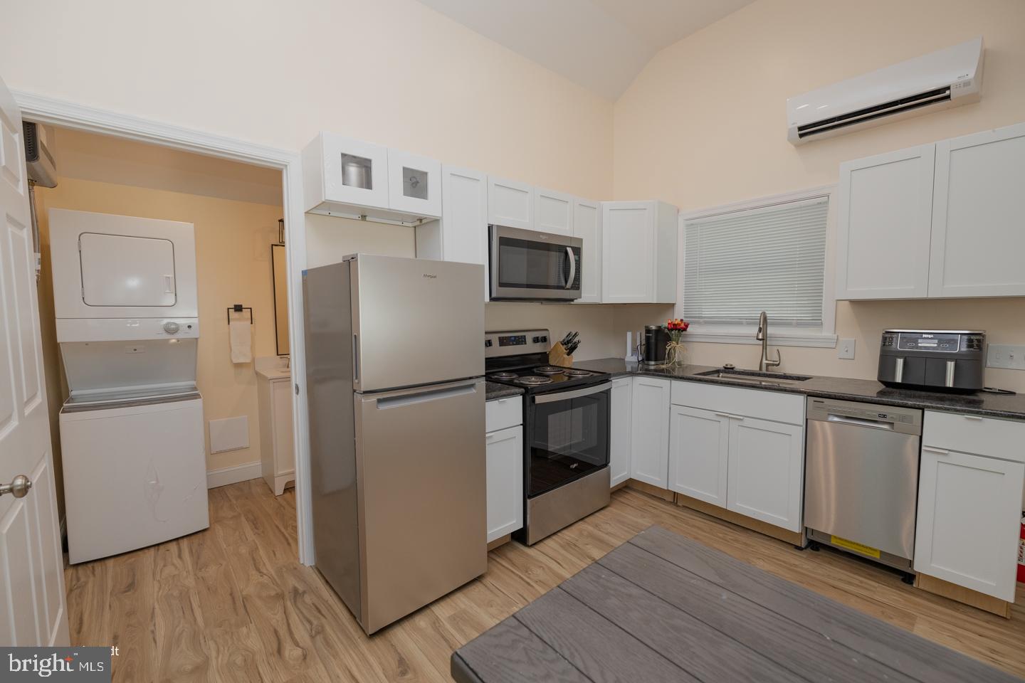 3511 Main St Property Photo 54
