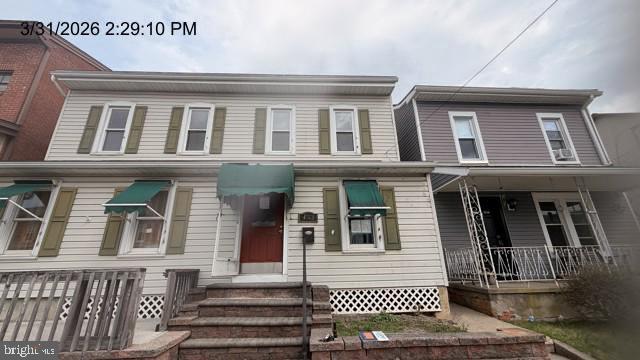 453 Main St Property Photo 1