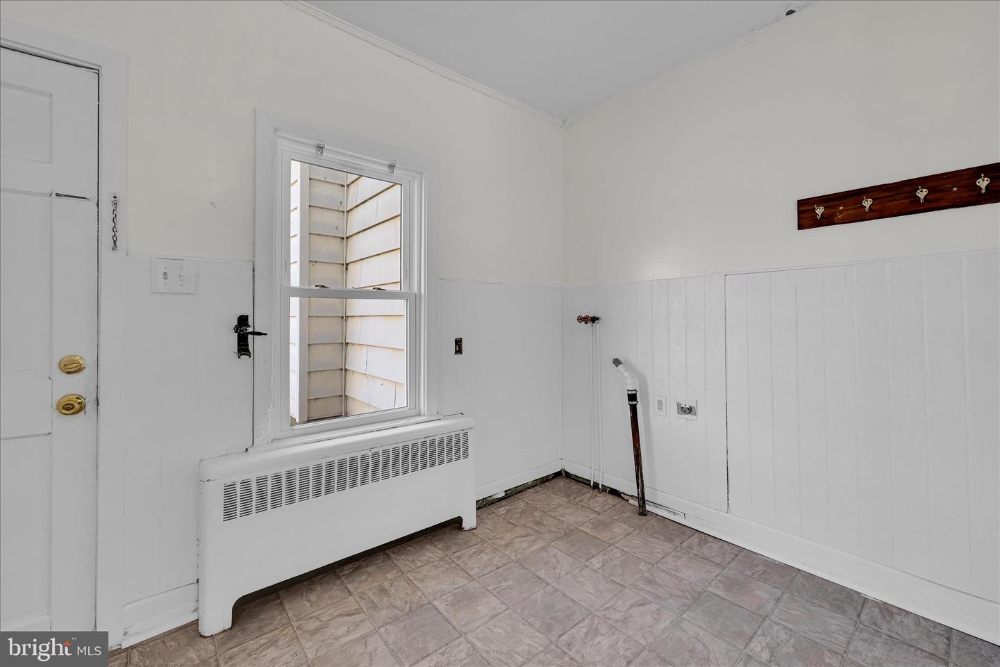 406 Noble St Property Photo 65