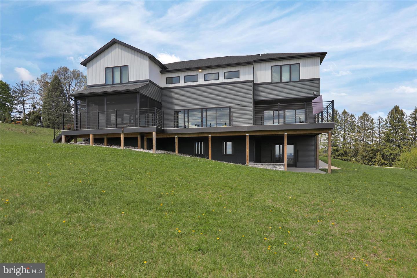 1064 Rick Rd Property Photo 49